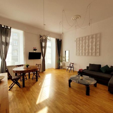 Przytulne Apartamenty W Centrum Warszawy Lok 2 Warsaw Ngoại thất bức ảnh