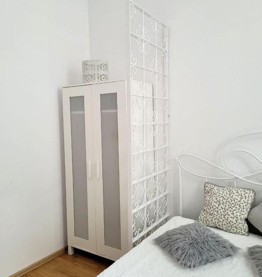 Przytulne Apartamenty W Centrum Warszawy Lok 2 Warsaw Ngoại thất bức ảnh